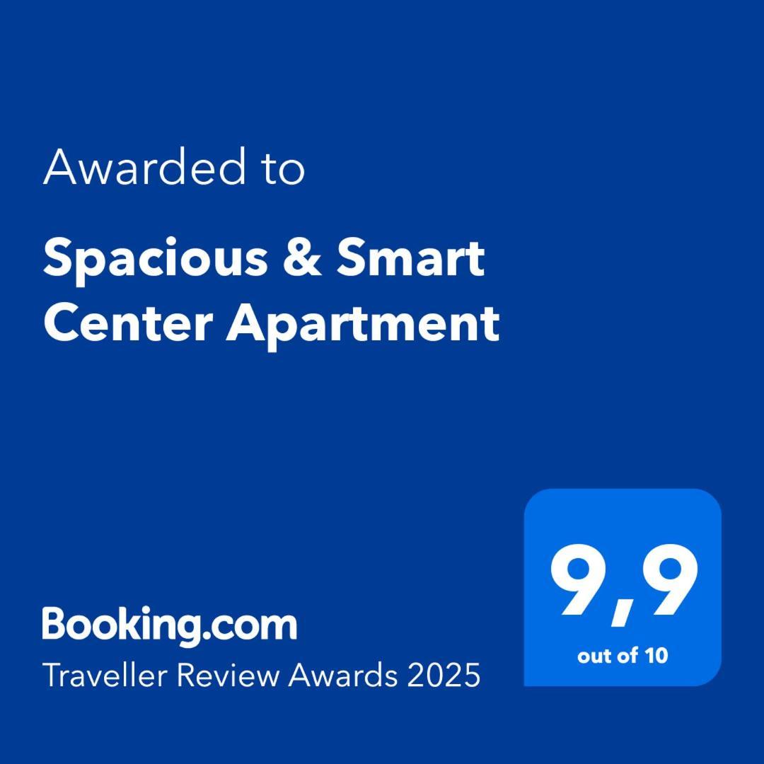 Spacious & Smart Center Apartment พูลา ภายนอก รูปภาพ